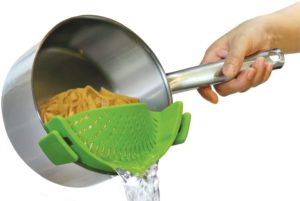 PrimeSons Clip-On Kitchen Food Strainer for Spaghetti, Pasta, and Ground Beef Cheese, Colander and Sieve Snaps on Bowls, Pots and Pans
